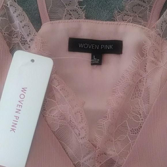 ❌SOLD❌NWT. Dusty pink lace cami. - Picture 2 of 8